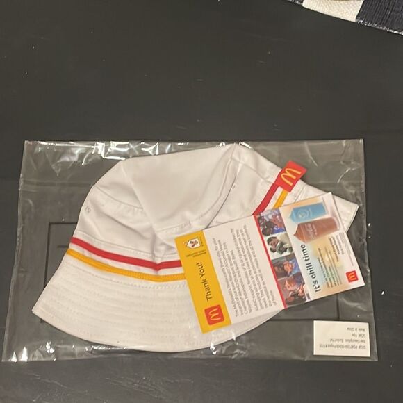 New Rare!! McDonald’s Bucket Hat Cap Ronald McDonald House White Red Yellow 2022 - Picture 2 of 5